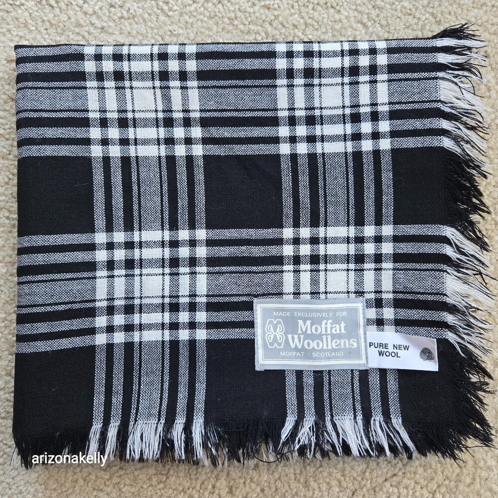 NWOT Wool Square Scarf Shawl Black and White Plaid Moffat Woolens - Picture 1 of 10